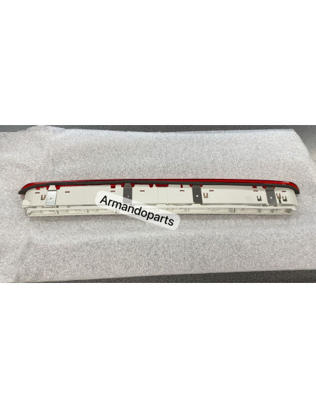 Audi A4 08-11 aizmugures lukturis STOP AVANT LED 8K9945097